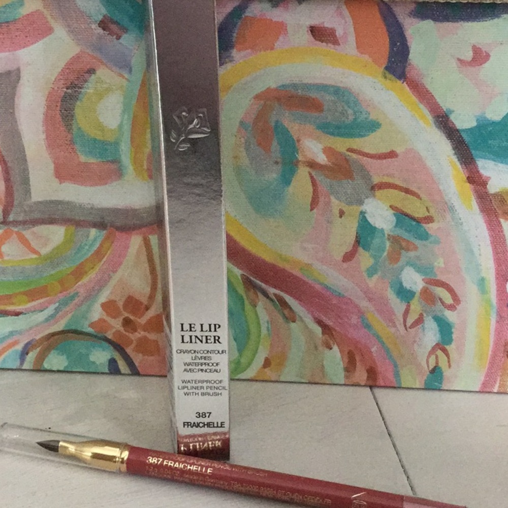 Lancôme lip liner in Fraichelle